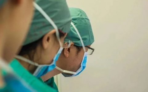 宫腔镜检查是怎么做的？附步骤图片