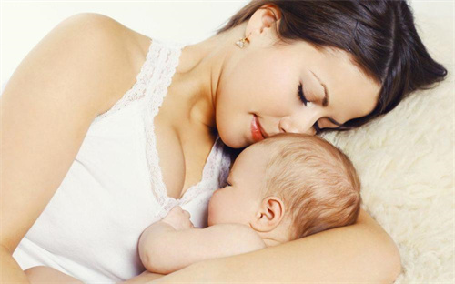 怀孕生儿子最明显的征兆有哪些?孕前怎么做能提高生男孩的几率?插图1 undefined