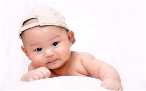 小儿高热抽搐症状介绍！小儿高热抽搐急救方式详解插图1