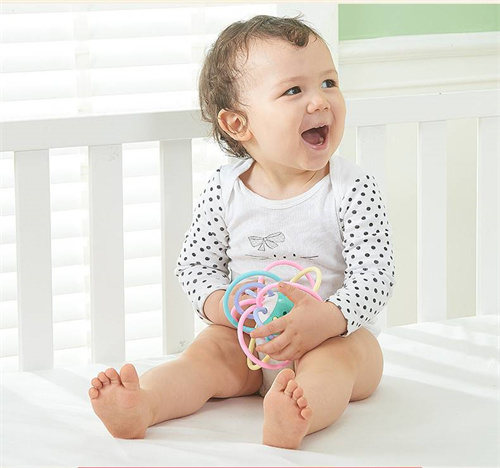 新生儿奶粉的正确喂养方法介绍！奶粉冲调过程中的注意事项