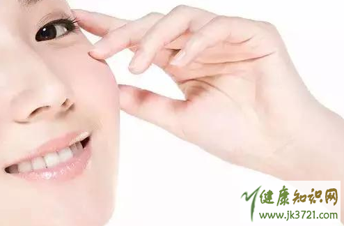 女人补气血吃什么好女人补气血吃什么药插图1 女人补气血吃什么好女人补气血吃什么药插图1