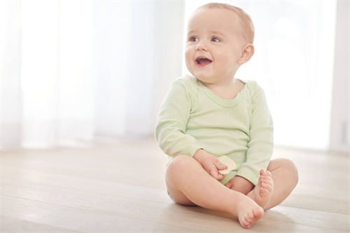 如何判断怀的是男宝还是女宝？生男生女表按末次月经还是受孕月份算？