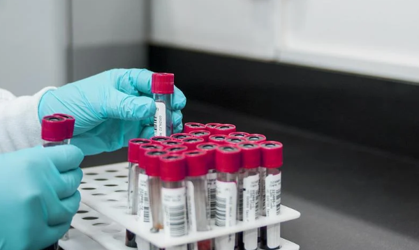 许昌40岁做三代试管要花多少钱？我来给你算算账